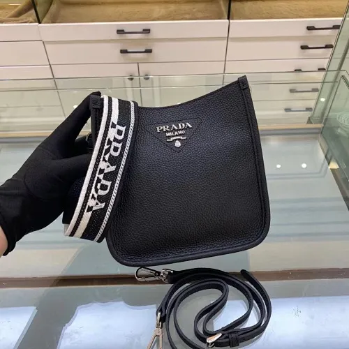 All categories Official website "Brand Women's Bags" Women's Bags 💙 PRADA 2022 official new Prada crossbody bag wholesale Original order quality 58005500 Size: 20-19-6Cm