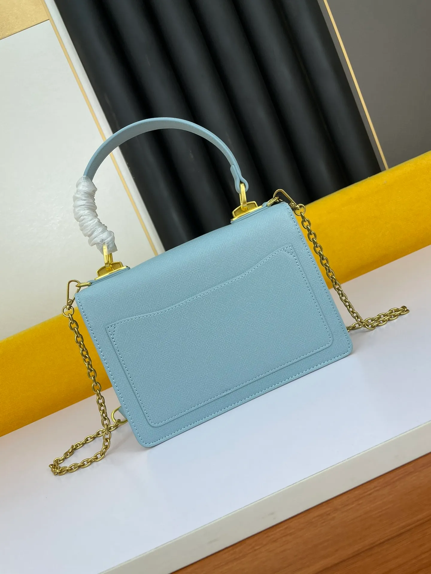 All categories Official website "Brand Women's Bags" Women's Bags 💙 PRADA 2022 official new Prada crossbody bag wholesale 58002500 Original order quality Size: 20-15-5CM