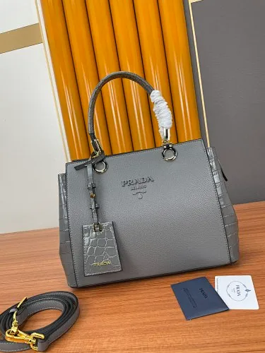 All categories Official website "Brand Women's Bags" Women's Bags 💙 PRADA 2022 official new Prada handbag wholesale 58002900 Original order quality Size: 30-23-13CM