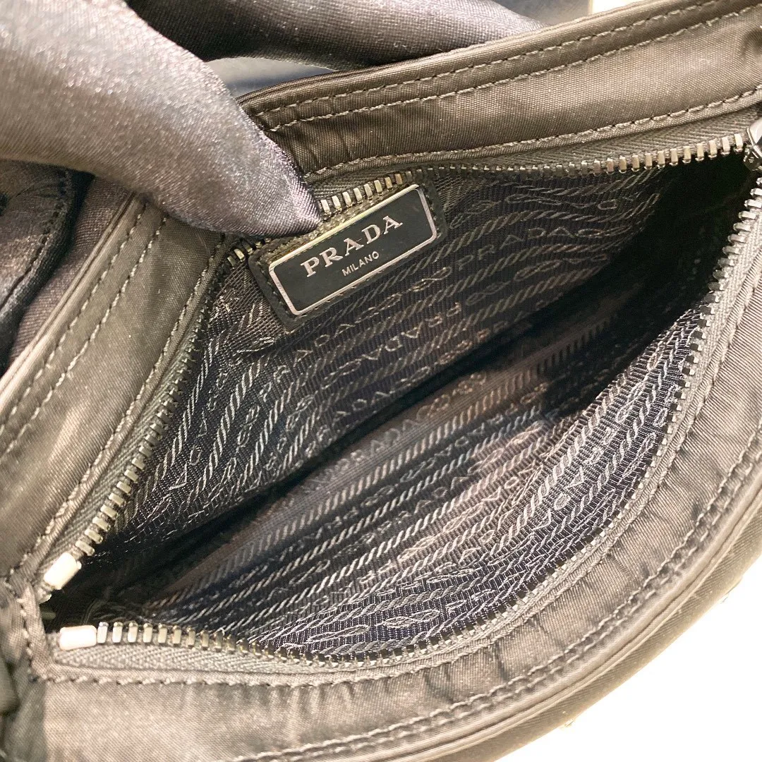 All categories Official website "Brand Women's Bags" Women's Bags 💙 PRADA 2022 official new Prada crossbody bag wholesale 58002800 Original order quality Size: 22-16-5 CM