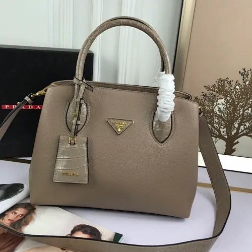 All categories Official website "Brand Women's Bags" Women's Bags 💙 PRADA 2022 official new Prada calfskin handbag wholesale 58002500 High quality Size: 30-24-14CM