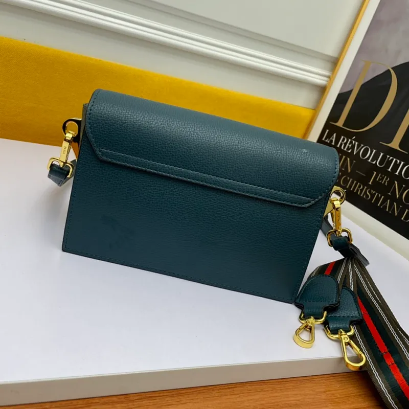 All categories Official website "Brand Women's Bags" Women's Bags 💙 PRADA 2022 official new Prada cowhide crossbody bag wholesale 58002300 High quality Size: 24-15-8CM
