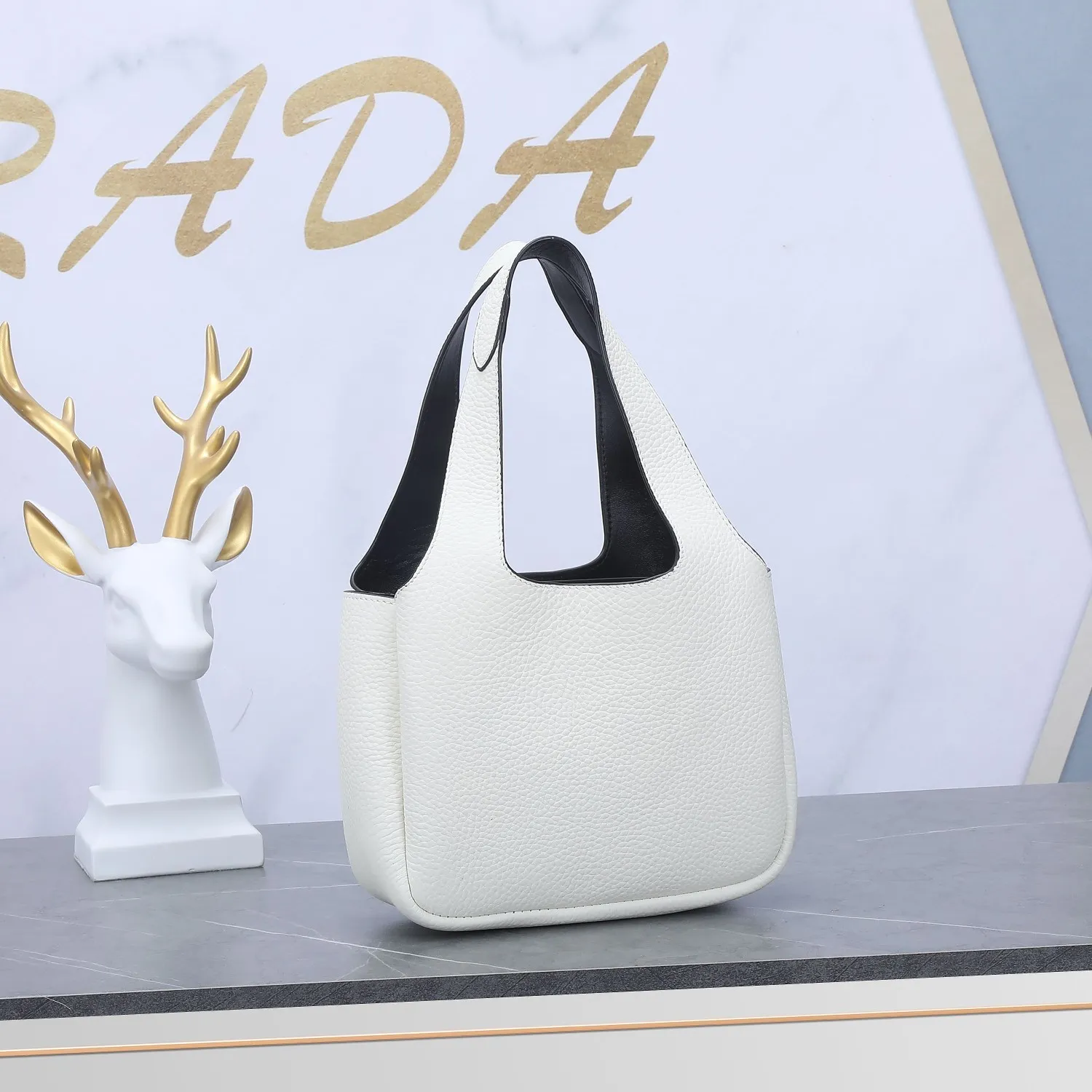 All categories Official website "Brand Women's Bags" Women's Bags 💙 PRADA 2022 official new Prada vegetable basket wholesale 58002500 Original order quality Size: 15.5-18-10CM