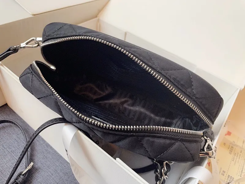 All Categories Official Website "Brand Women's Bags" Women's Bags 💙 PRADA 2024 Latest Prada Crossbody Bag