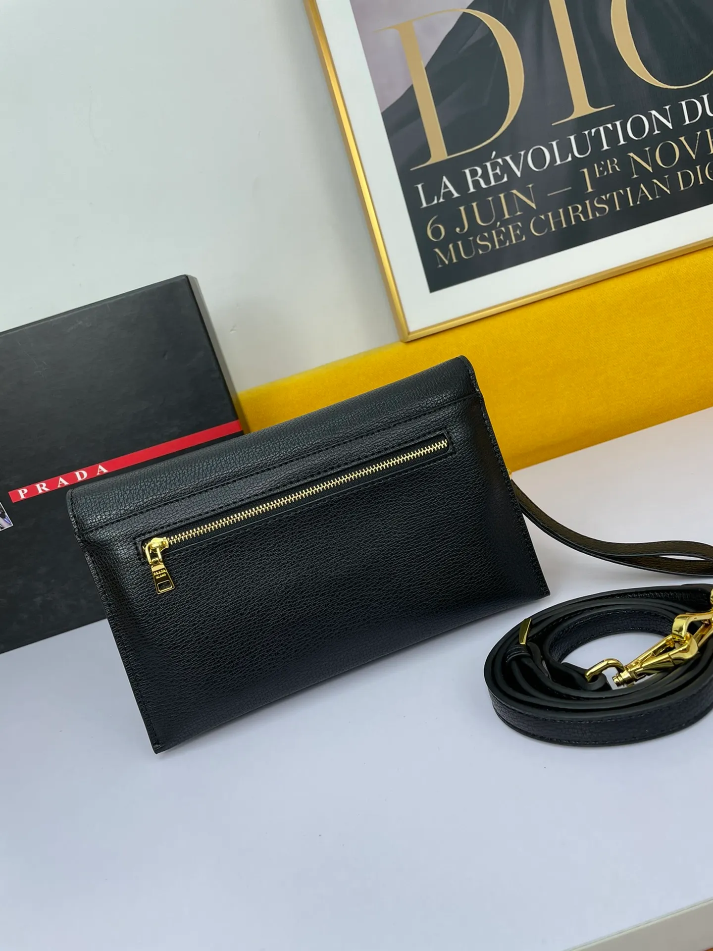 All categories Official website "Brand Women's Bags" Women's Bags 💙 PRADA 2022 official new Prada crossbody bag wholesale 58002380 Original order quality Size: 25-16-4CM