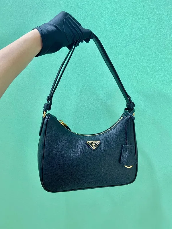 All Categories Official Website "Brand Women's Bags" Women's Bags 💙 PRADA 2022 Official New Prada Underarm Bag Wholesale 58003900 Original Order Quality Size: 23-17-6.5CM