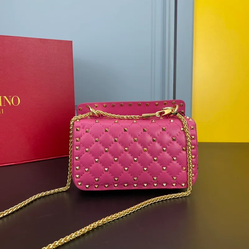 All categories Official website "Brand Women's Bags" Women's Bags 💙 Valentino 2022 Official New Valentino Soft Sheepskin Crossbody Bag Wholesale 58003100 High Quality Size: 30-8.5-20CM