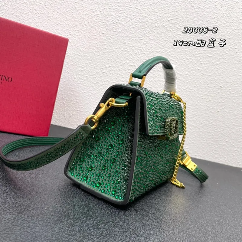 All categories Official website "Brand Women's Bags" Women's Bags 💙 Valentino replica VALENTINO, fine imitation VALENTINO bags, VALENTINO shoulder bags, 2023 official latest version VALENTINO handbags, bag factory, original material, size: 19-13-9CM