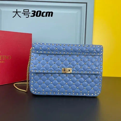 All categories Official website "Brand Women's Bags" Women's Bags 💙 Valentino 2022 Official New Valentino Soft Sheepskin Crossbody Bag Wholesale 58003100 High Quality Size: 30-8.5-20CM