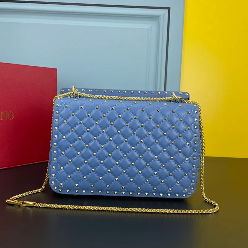 All categories Official website "Brand Women's Bags" Women's Bags 💙 Valentino 2022 Official New Valentino Soft Sheepskin Crossbody Bag Wholesale 58003100 High Quality Size: 30-8.5-20CM
