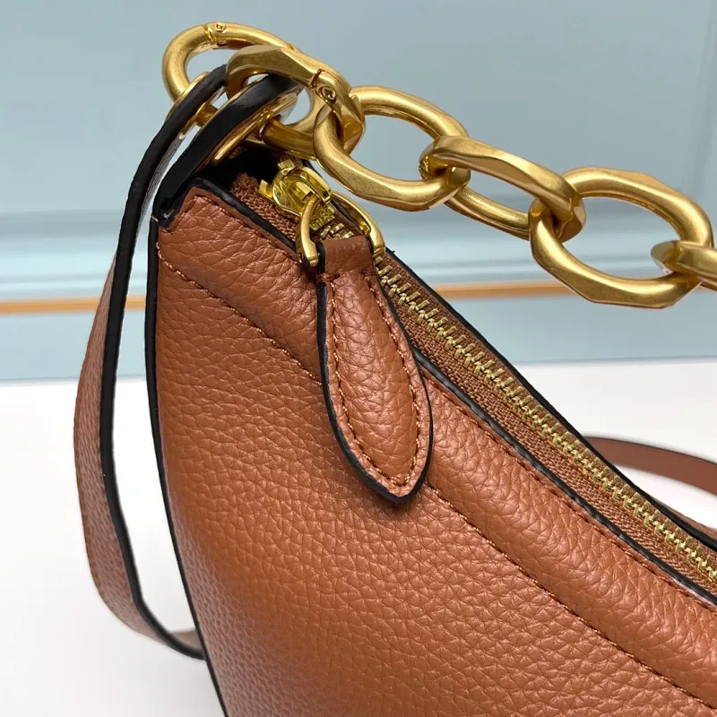 All Categories Official Website "Brand Women's Bags" Women's Bags 💙 Valentino 2025 New VALENTINO Crossbody Bag