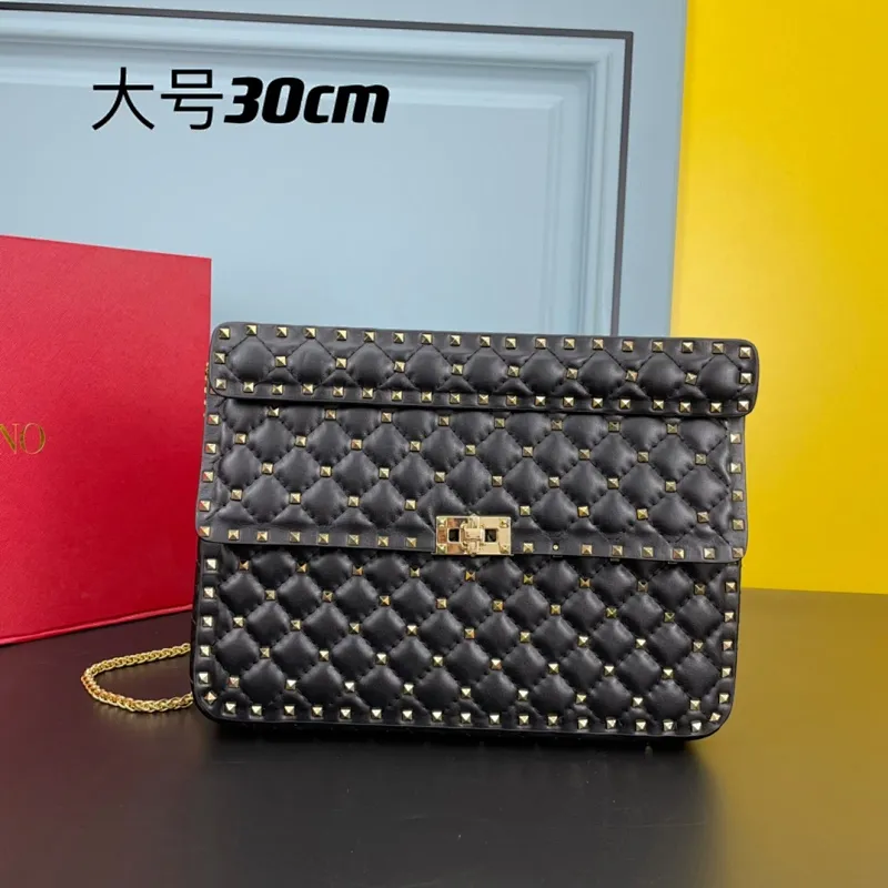 All categories Official website "Brand Women's Bags" Women's Bags 💙 Valentino 2022 Official New Valentino Soft Sheepskin Crossbody Bag Wholesale 58003100 High Quality Size: 30-8.5-20CM