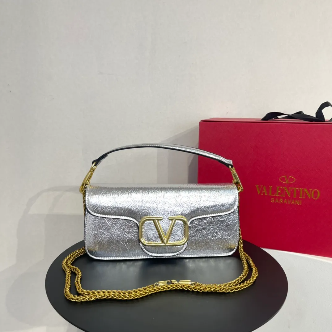All categories Official website "Brand Women's Bags" Women's Bags 💙 Valentino 2022 Official New Valentino Crossbody Bag Wholesale 58001500 High Quality Size: 28-13-8CM
