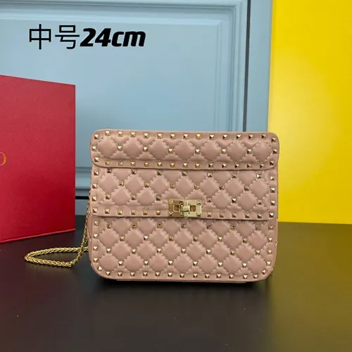 All categories Official website "Brand Women's Bags" Women's Bags 💙 Valentino 2022 Official New Valentino Sheepskin Crossbody Bag Wholesale 58002600 High Quality Size: 24-16-8CM