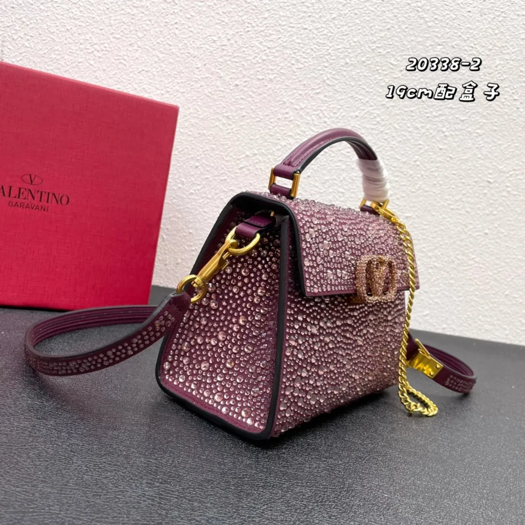 All categories Official website "Brand Women's Bags" Women's Bags 💙 Valentino replica VALENTINO, fine imitation VALENTINO bags, VALENTINO shoulder bags, 2023 official latest version VALENTINO handbags, bag factory, original material, size: 19-13-9CM
