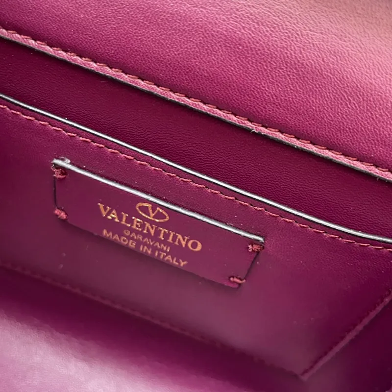 All categories Official website "Brand Women's Bags" Women's Bags 💙 Valentino replica VALENTINO, fine imitation VALENTINO bags, VALENTINO shoulder bags, 2023 official latest version VALENTINO handbags, bag factory, original material, size: 19-13-9CM