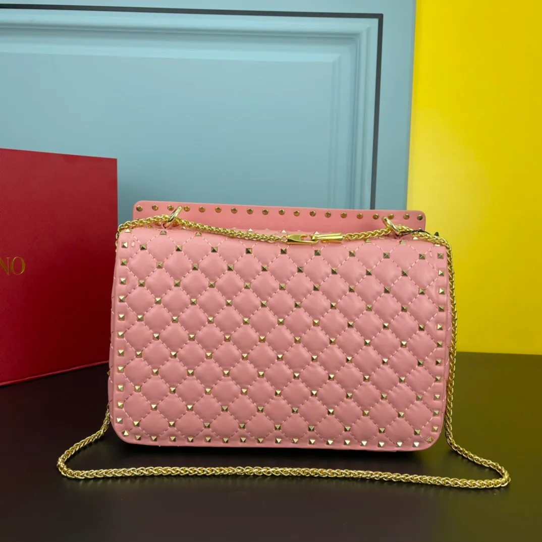 All categories Official website "Brand Women's Bags" Women's Bags 💙 Valentino 2022 Official New Valentino Soft Sheepskin Crossbody Bag Wholesale 58003100 High Quality Size: 30-8.5-20CM