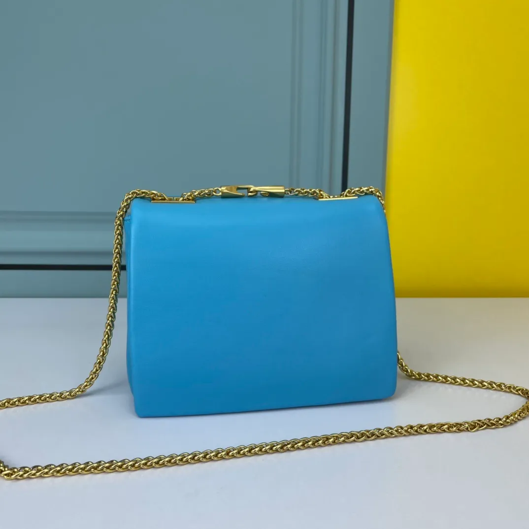 All categories Official website "Brand Women's Bags" Women's Bags 💙 Valentino 2022 Official New Valentino Cowhide Crossbody Bag Wholesale 58002300 High Quality Size: 20-15-10CM