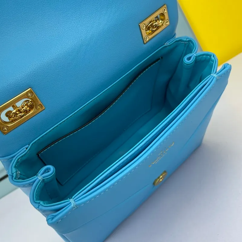 All categories Official website "Brand Women's Bags" Women's Bags 💙 Valentino 2022 Official New Valentino Cowhide Crossbody Bag Wholesale 58002300 High Quality Size: 20-15-10CM