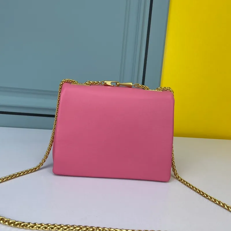 All categories Official website "Brand Women's Bags" Women's Bags 💙 Valentino 2022 Official New Valentino Cowhide Crossbody Bag Wholesale 58002300 High Quality Size: 20-15-10CM