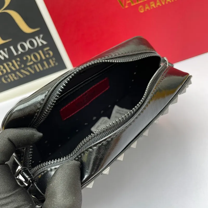 All categories Official website "Brand Women's Bags" Women's Bags 💙 Valentino 2022 Official New Valentino Crossbody Bag Wholesale 58002380 High Quality Size: 18-12-6CM