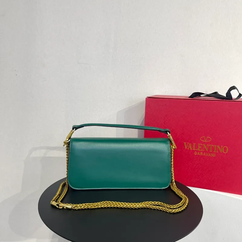 All categories Official website "Brand Women's Bags" Women's Bags 💙 Valentino 2022 Official New Valentino Crossbody Bag Wholesale 58001500 High Quality Size: 28-13-8CM
