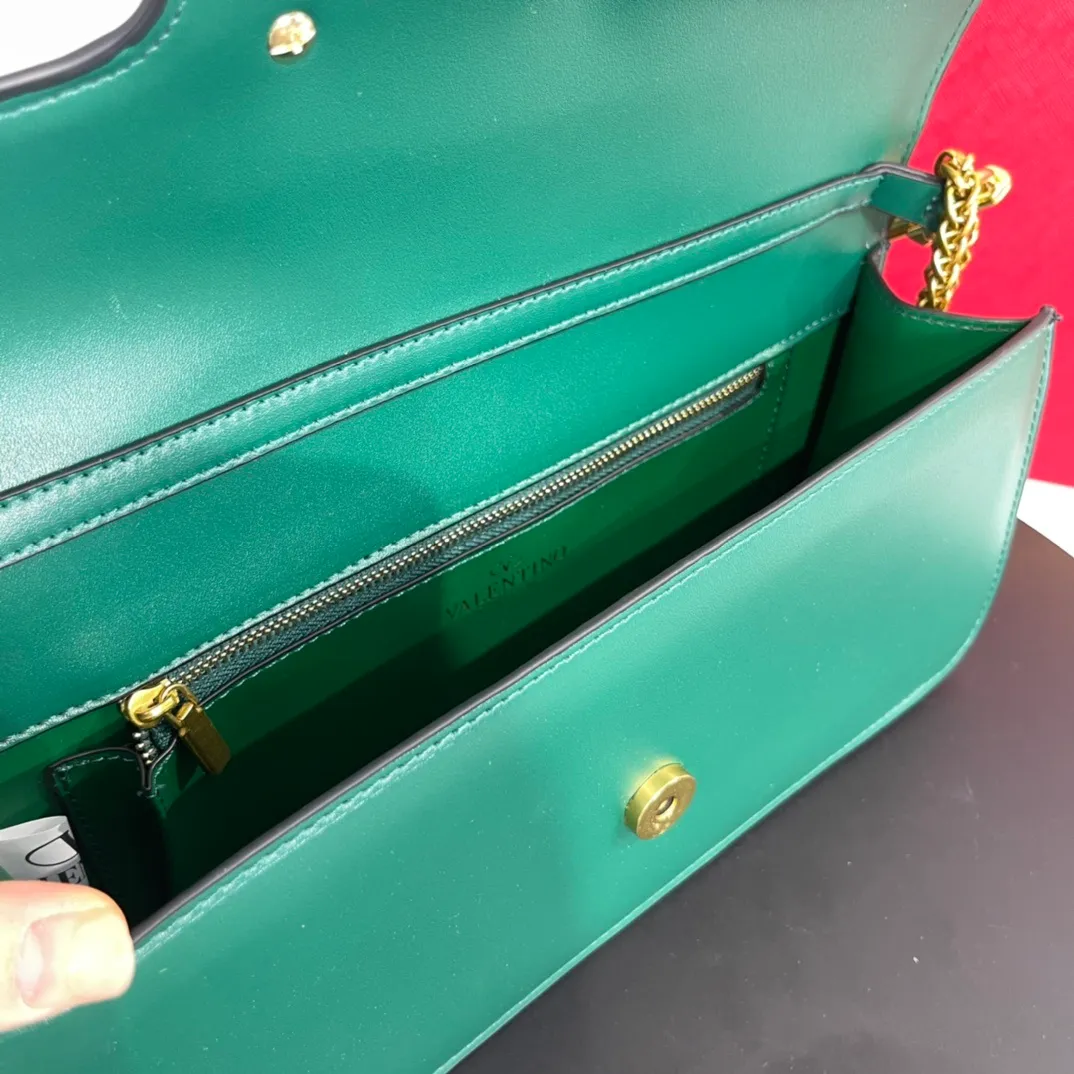 All categories Official website "Brand Women's Bags" Women's Bags 💙 Valentino 2022 Official New Valentino Crossbody Bag Wholesale 58001500 High Quality Size: 28-13-8CM