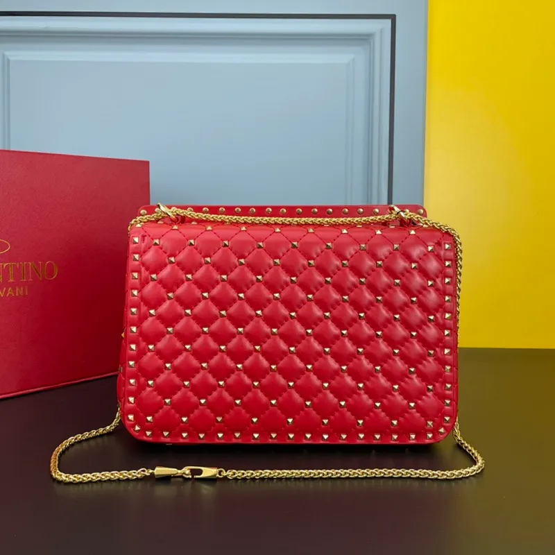 All categories Official website "Brand Women's Bags" Women's Bags 💙 Valentino 2022 Official New Valentino Soft Sheepskin Crossbody Bag Wholesale 58003100 High Quality Size: 30-8.5-20CM