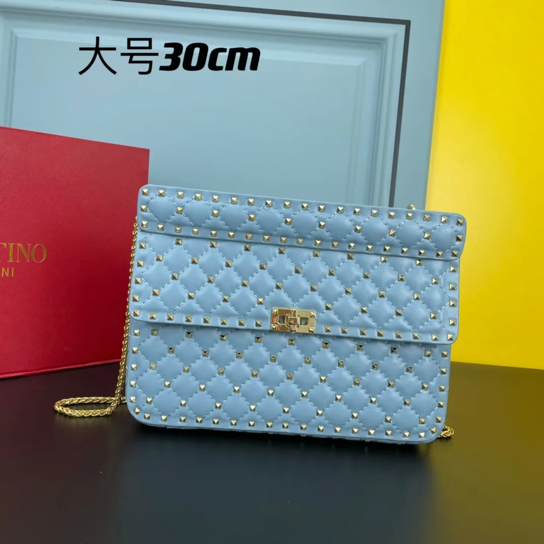 All categories Official website "Brand Women's Bags" Women's Bags 💙 Valentino 2022 Official New Valentino Soft Sheepskin Crossbody Bag Wholesale 58003100 High Quality Size: 30-8.5-20CM