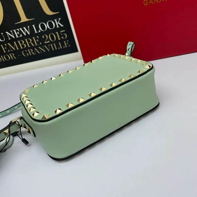 All categories Official website "Brand Women's Bags" Women's Bags 💙 Valentino 2022 Official New Valentino Crossbody Bag Wholesale 58002500 High Quality Size: 18-12-6CM