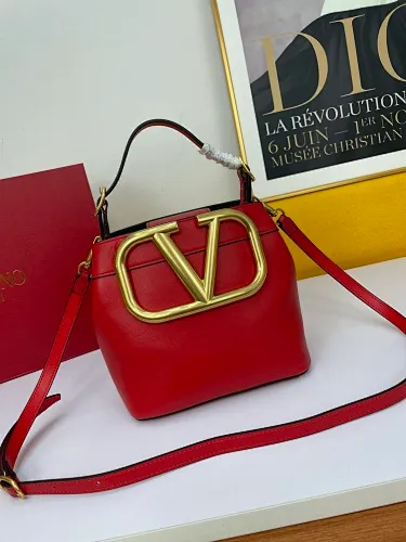 All Categories Official Website "Brand Women's Bags" Women's Bags 💙 Valentino 2023 New Valentino Calfskin Handbag