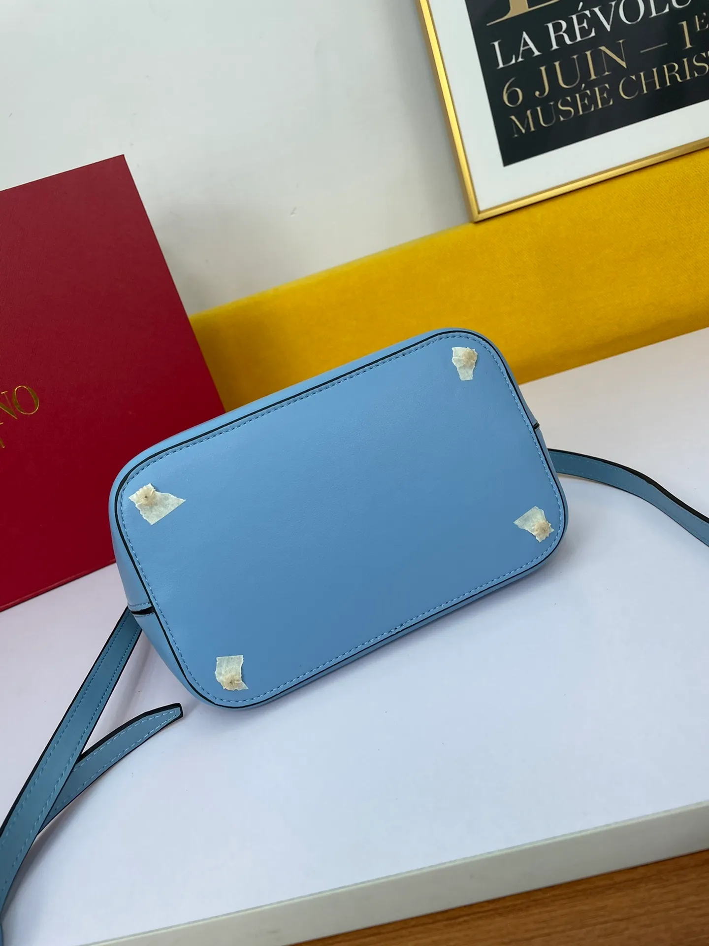 All Categories Official Website "Brand Women's Bags" Women's Bags 💙 Valentino 2023 New Valentino Calfskin Handbag