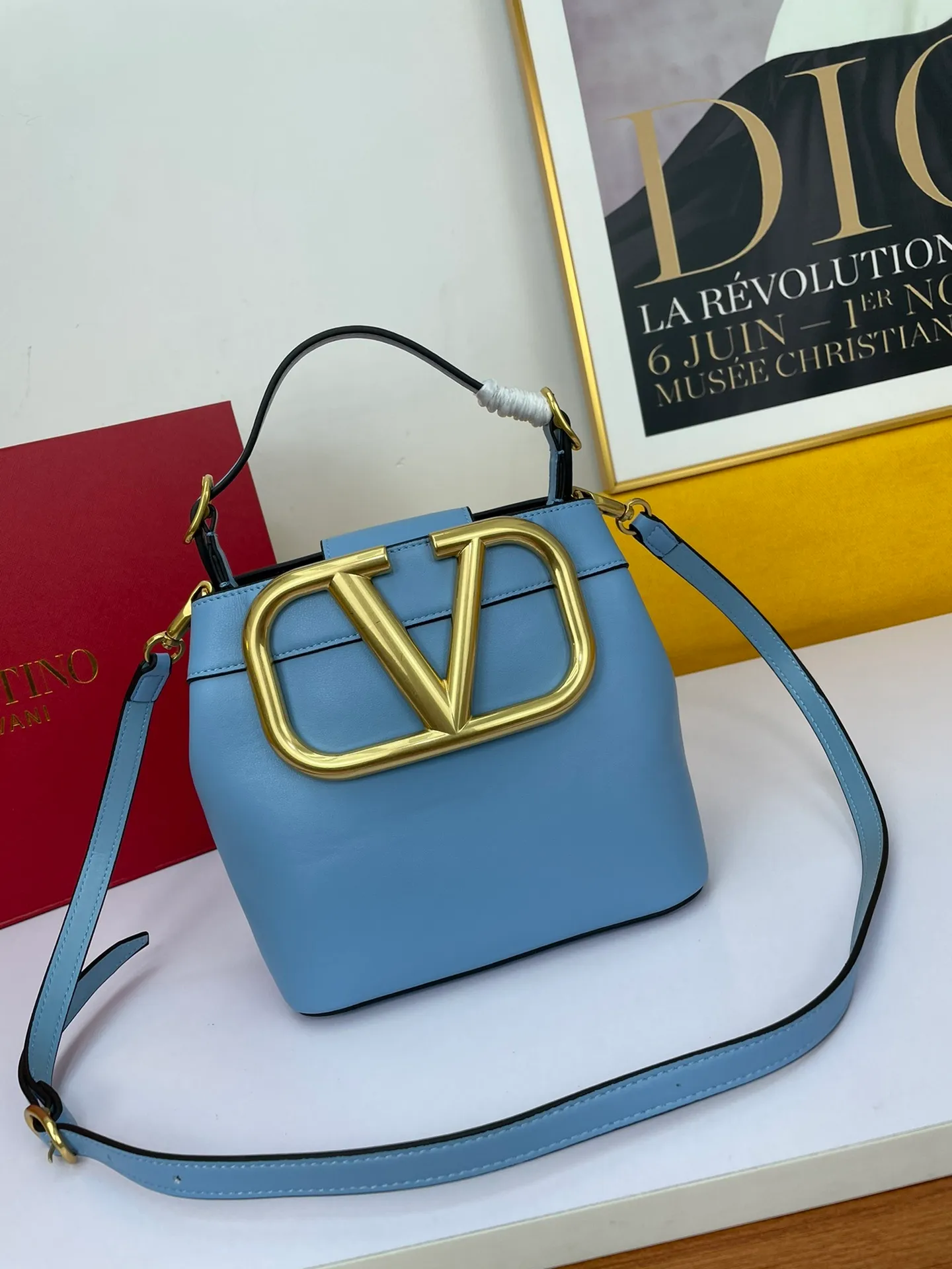 All Categories Official Website "Brand Women's Bags" Women's Bags 💙 Valentino 2023 New Valentino Calfskin Handbag