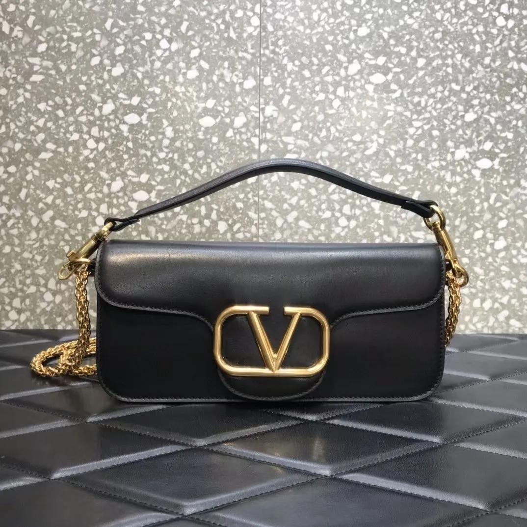 All Categories Official Website "Brand Women's Bags" Women's Bags 💙 Valentino 2022 Official New Valentino Crossbody Bag Wholesale 58001550 High Quality Size: 27-13-6 CM