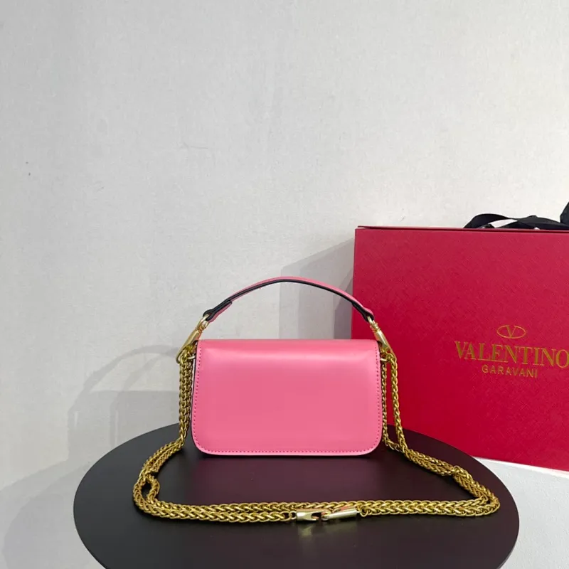 All categories Official website "Brand Women's Bags" Women's Bags 💙 Valentino 2022 Official New Valentino Crossbody Bag Wholesale 58001400 High Quality Size: 20-12-7CM