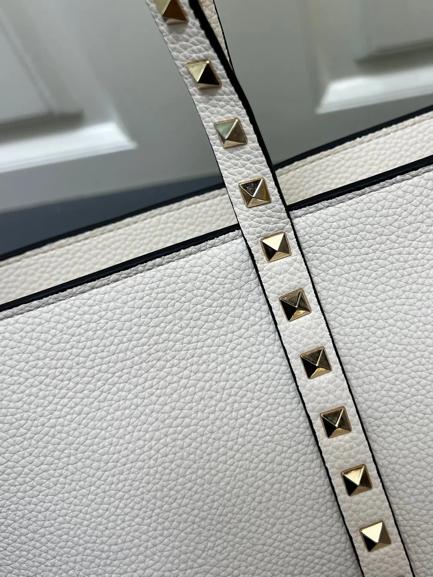 All Categories Official Website "Brand Women's Bags" Women's Bags 💙 Valentino 2025 New Valentino Handbags