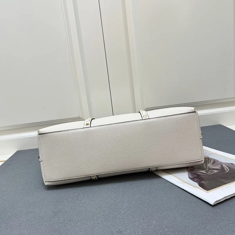 All Categories Official Website "Brand Women's Bags" Women's Bags 💙 Valentino 2025 New Valentino Handbags