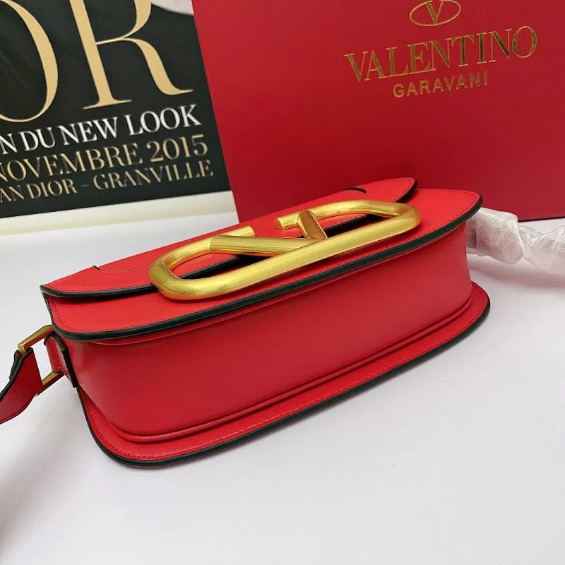 All Categories Official Website "Brand Women's Bags" Women's Bags 💙 Valentino 2023 New Valentino Calfskin Crossbody Bag