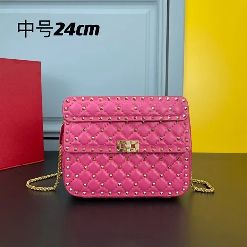 All categories Official website "Brand Women's Bags" Women's Bags 💙 Valentino 2022 Official New Valentino Sheepskin Crossbody Bag Wholesale 58002600 High Quality Size: 24-16-8CM