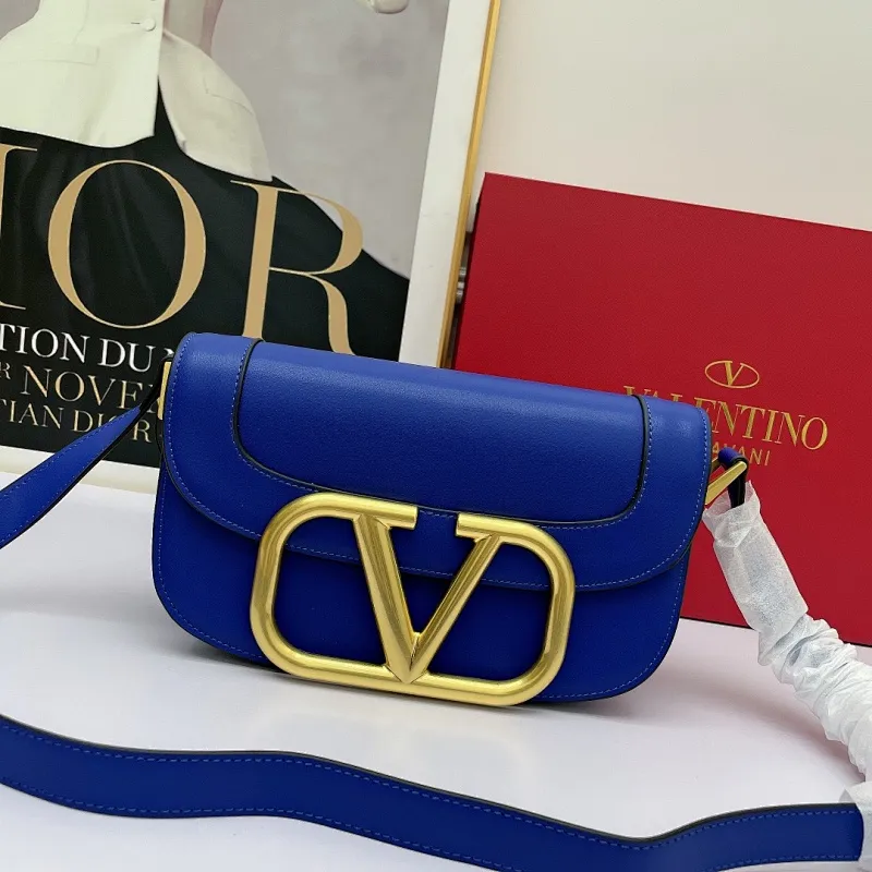 All Categories Official Website "Brand Women's Bags" Women's Bags 💙 Valentino 2023 New Valentino Calfskin Crossbody Bag