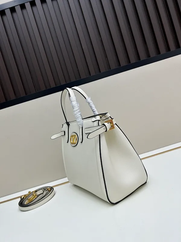 All Categories Official Website "Brand Women's Bags" Women's Bags 💙 Valentino 2025 New VALENTINO Handbags
