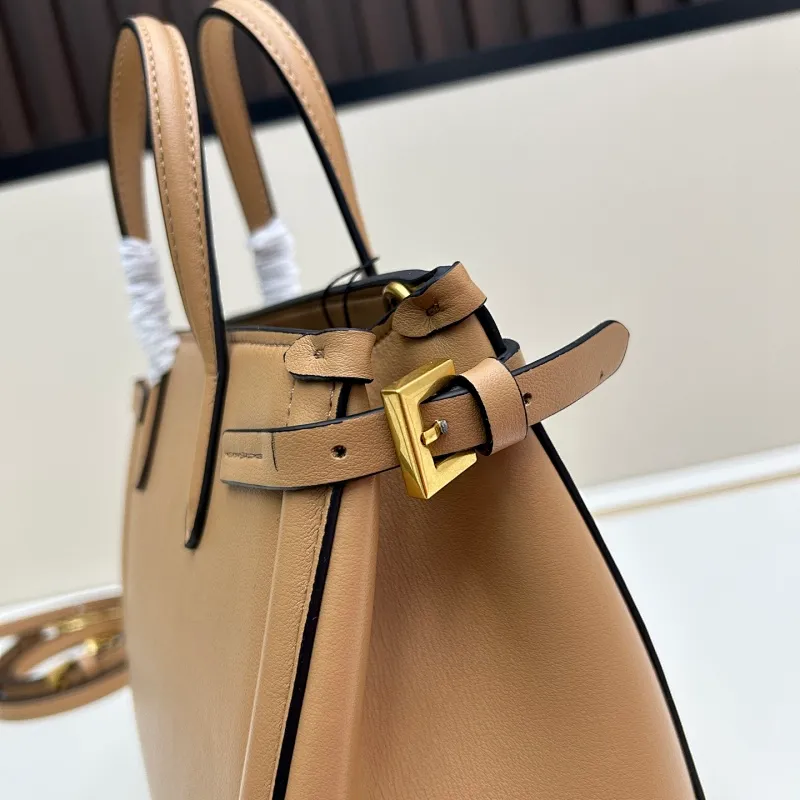 All Categories Official Website "Brand Women's Bags" Women's Bags 💙 Valentino 2025 New VALENTINO Handbags
