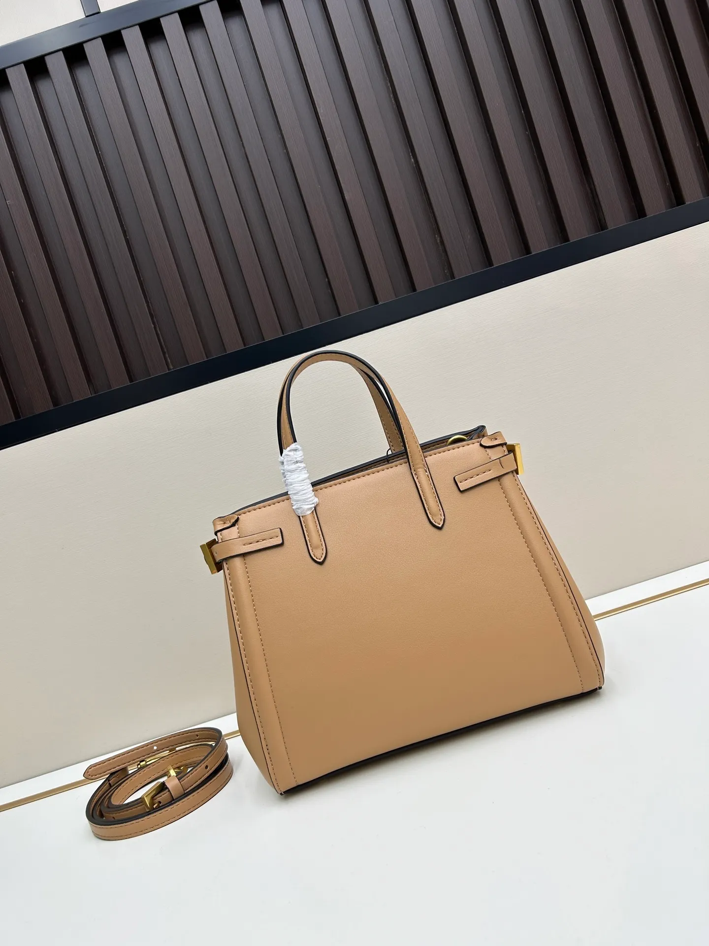 All Categories Official Website "Brand Women's Bags" Women's Bags 💙 Valentino 2025 New VALENTINO Handbags