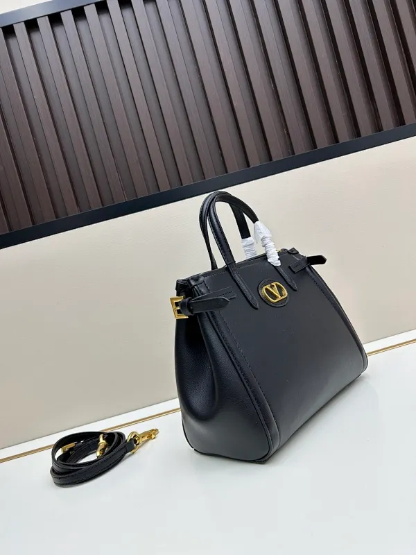 All Categories Official Website "Brand Women's Bags" Women's Bags 💙 Valentino 2025 New VALENTINO Handbags