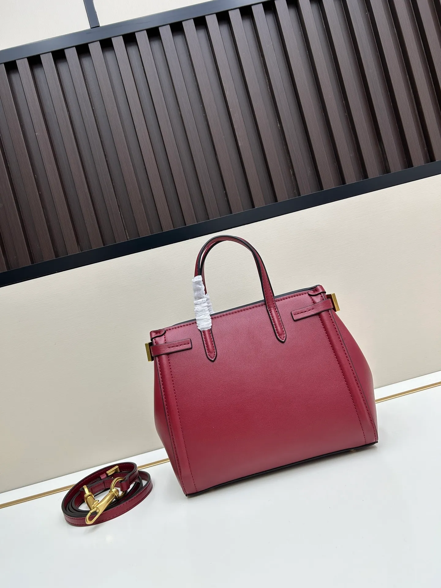 All Categories Official Website "Brand Women's Bags" Women's Bags 💙 Valentino 2025 New VALENTINO Handbags