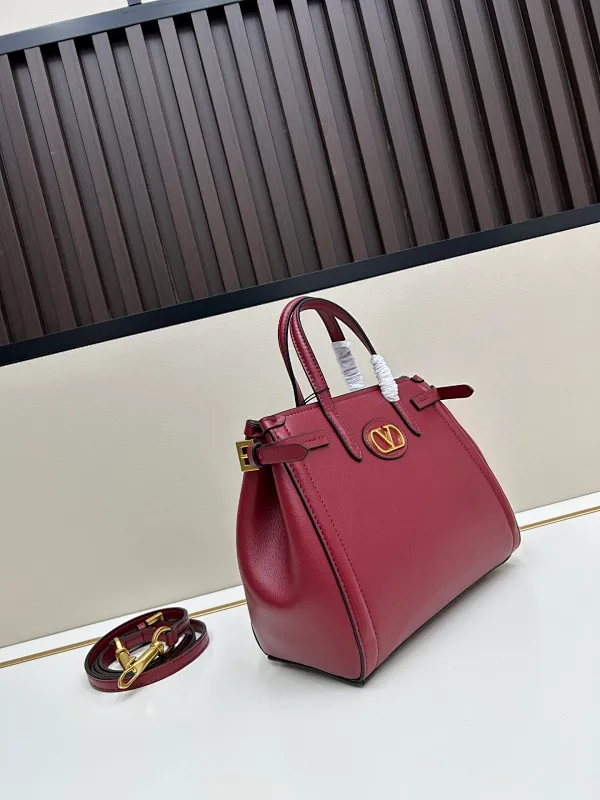 All Categories Official Website "Brand Women's Bags" Women's Bags 💙 Valentino 2025 New VALENTINO Handbags