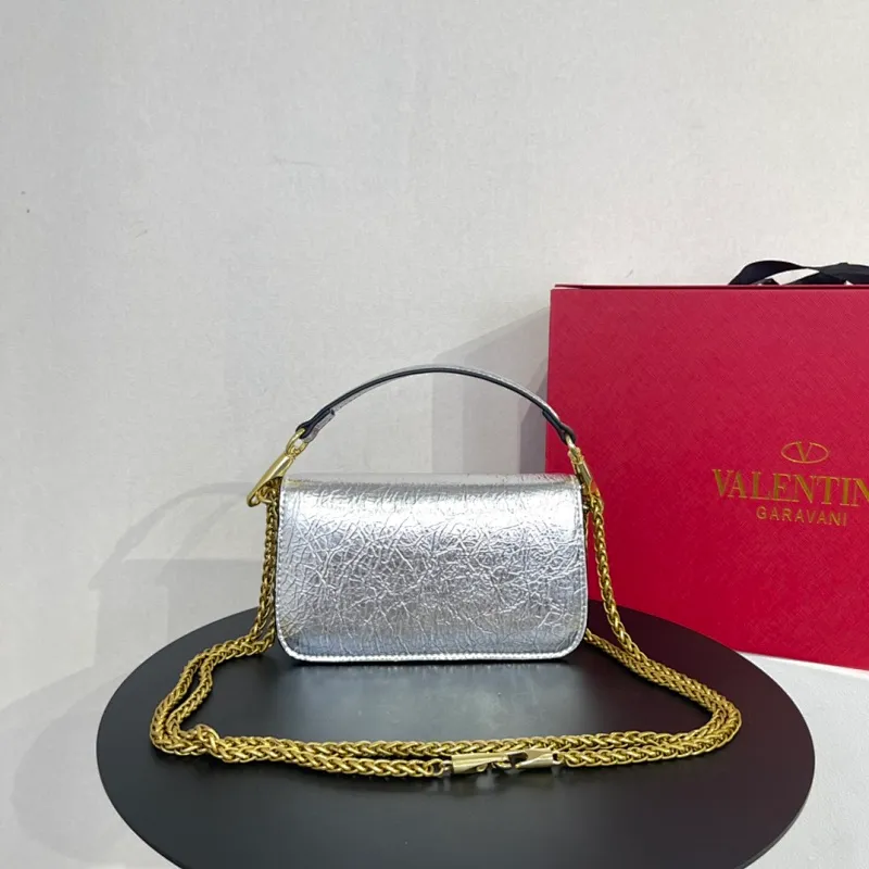 All categories Official website "Brand Women's Bags" Women's Bags 💙 Valentino 2022 Official New Valentino Crossbody Bag Wholesale 58001400 High Quality Size: 20-12-7CM