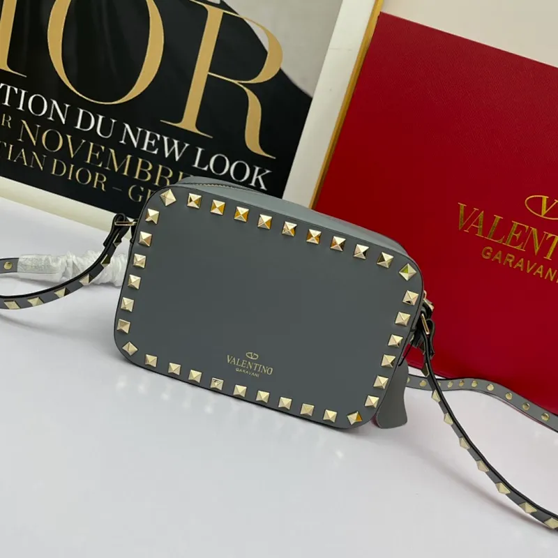 All categories Official website "Brand Women's Bags" Women's Bags 💙 Valentino 2022 Official New Valentino Crossbody Bag Wholesale 58002380 High Quality Size: 18-12-6CM