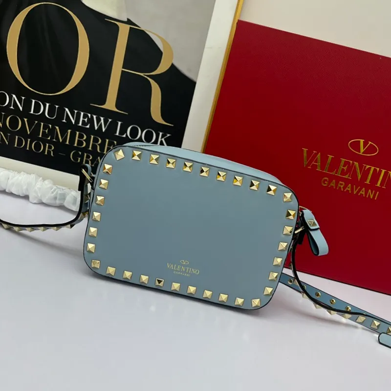 All categories Official website "Brand Women's Bags" Women's Bags 💙 Valentino 2022 Official New Valentino Crossbody Bag Wholesale 58002500 High Quality Size: 18-12-6CM
