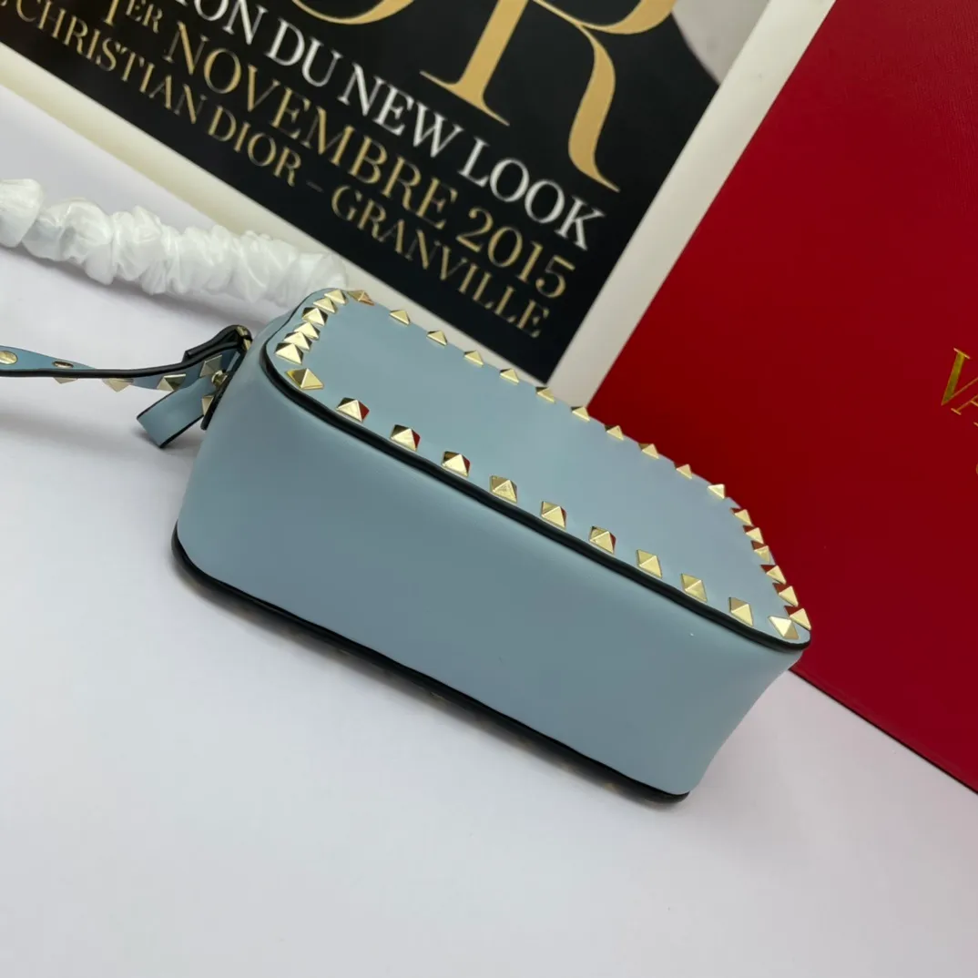 All categories Official website "Brand Women's Bags" Women's Bags 💙 Valentino 2022 Official New Valentino Crossbody Bag Wholesale 58002500 High Quality Size: 18-12-6CM